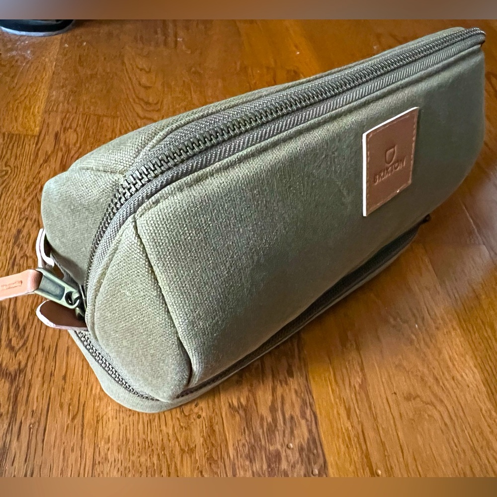 Brixton toiletry bag